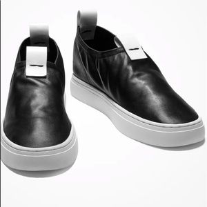 Sarah Pacini leather slip on